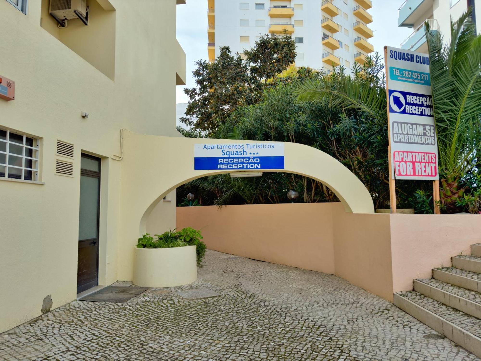 Hotel apartamentowy Squash Club Portimão
